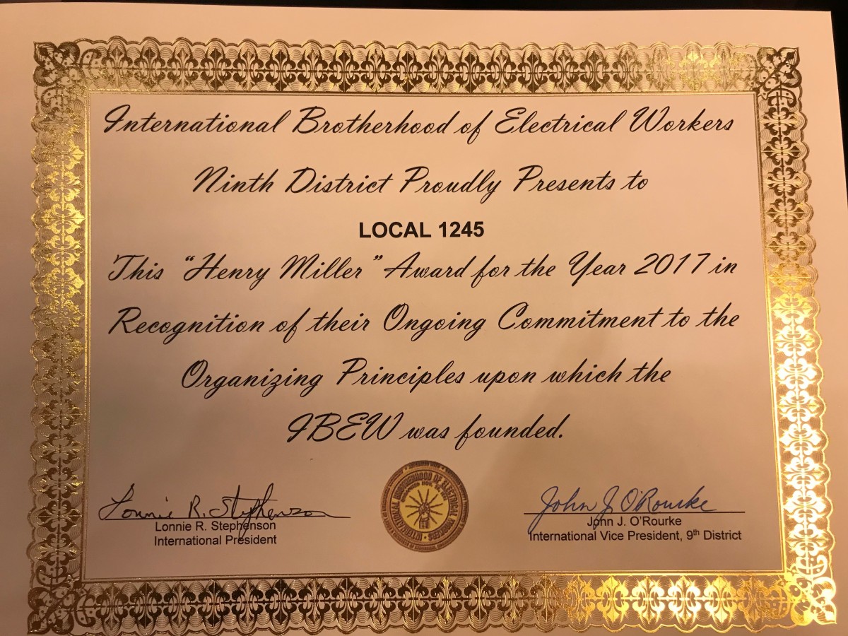Local 1245 Recieves Henry Miller Award for Organizing at IBEW 9th