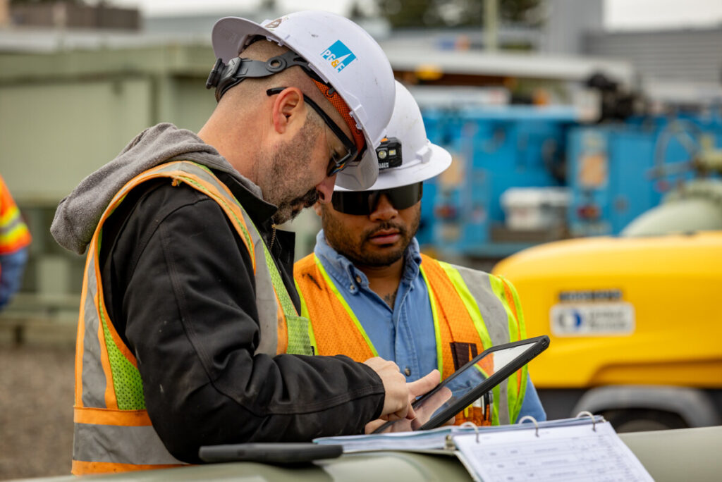 Pipe Check — IBEW 1245 GPOM members perform in-line gas pipeline inspection