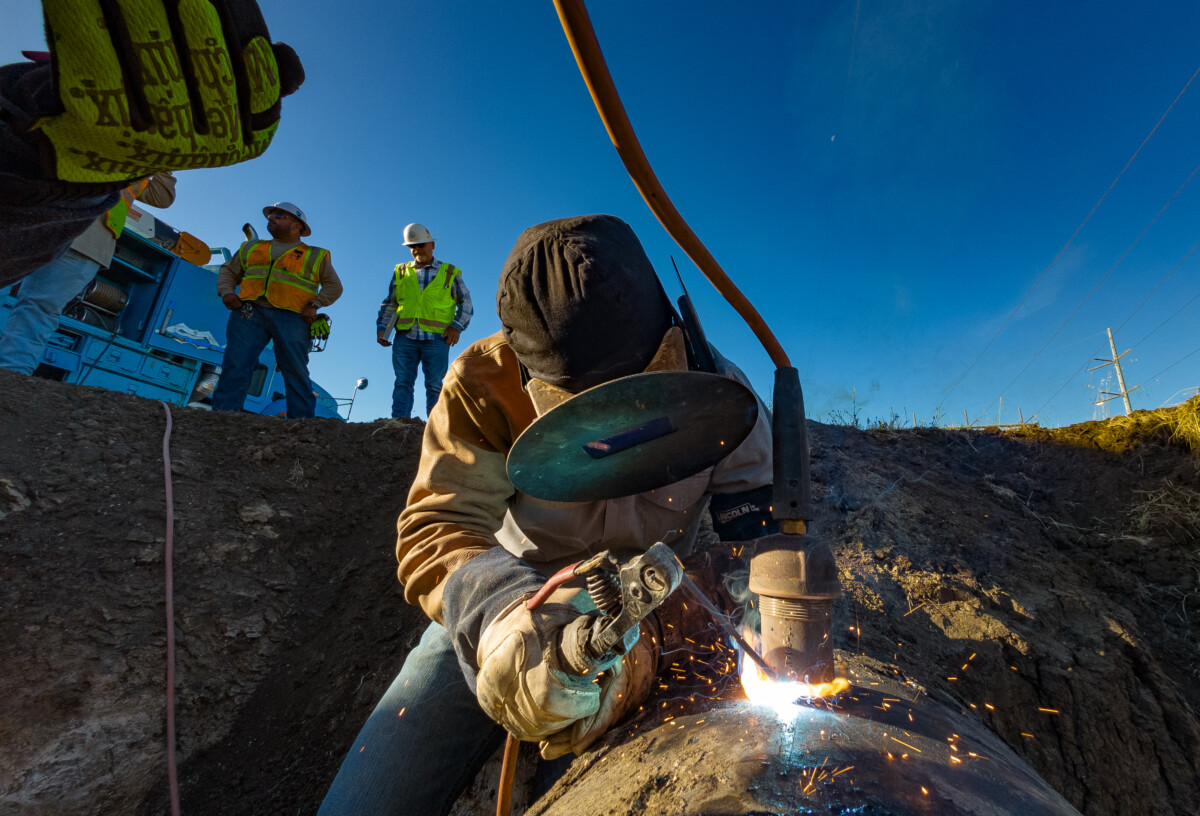 PG&E GC Gas Crew weld a valve onto a 22” line in Livermore, Calif. on May 30, 2024