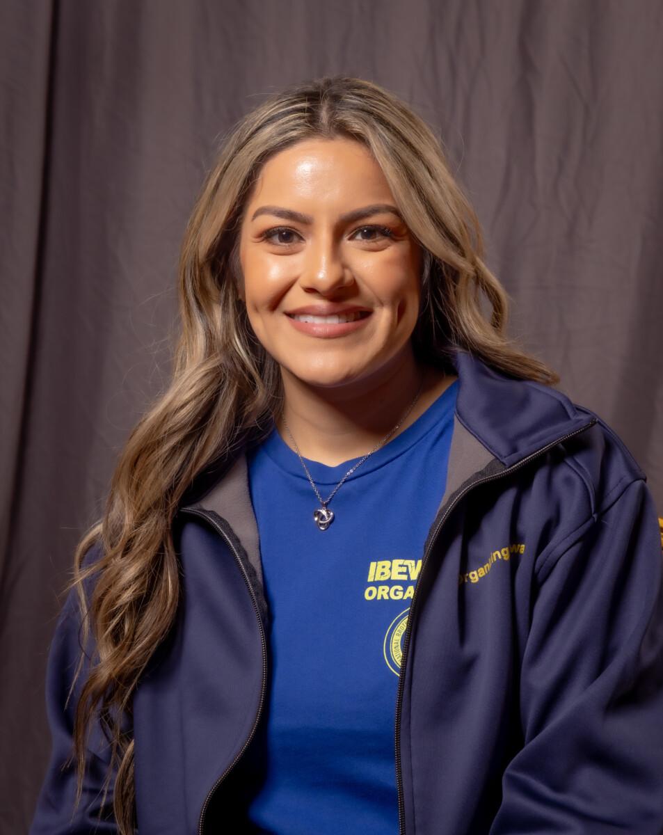 Rebecca Sapien (Bustos)